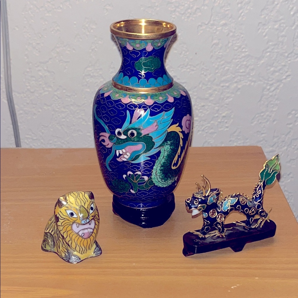 Cloisonné Dragon Exquisite Design Distinct Pattern Vase